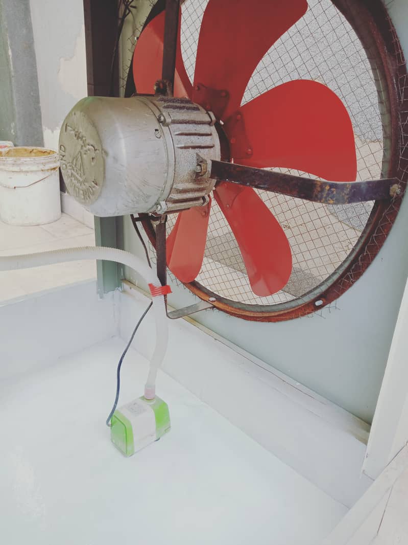 Lahoree cooler (one month used only) 4