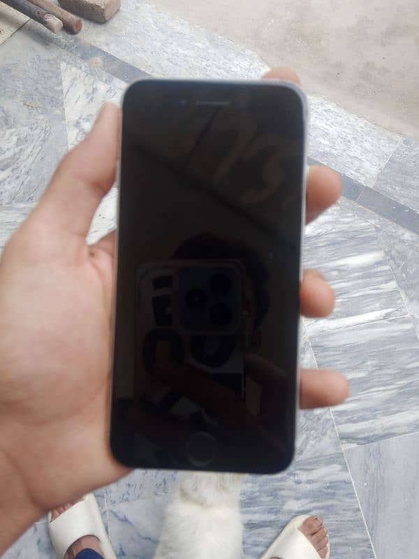 Iphone 7 Non PTA 4