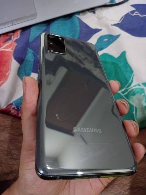 S20 Plus 3