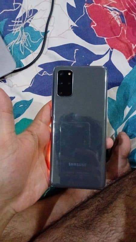 S20 Plus 6