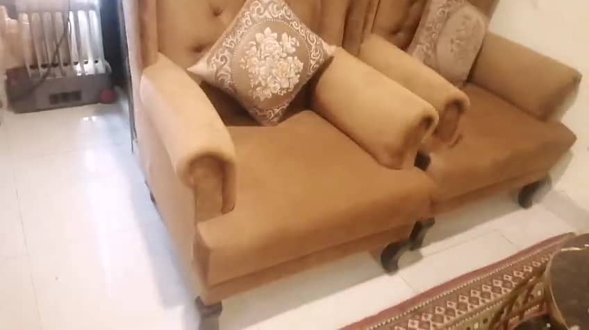 Barely Used 7 Seater for Sale in E11/1 5