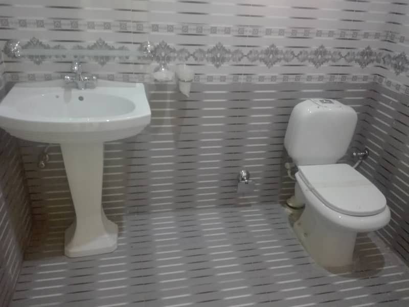 A Prime Location 6 Marla Upper Portion In Rawalpindi Is On The Market For rent 1