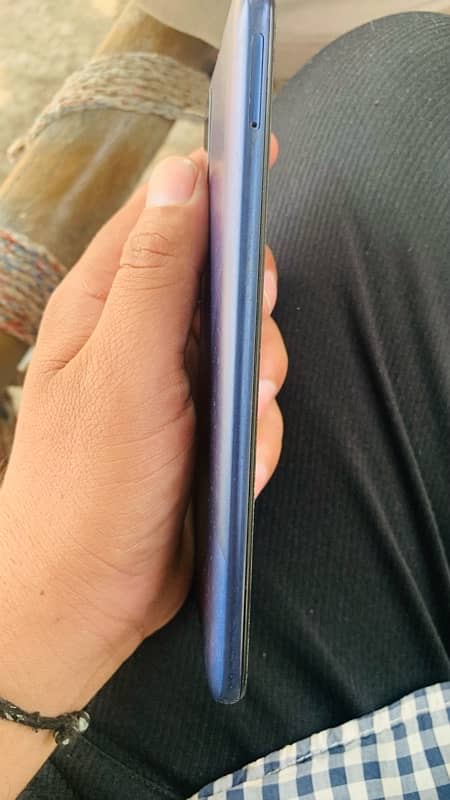 samasung mobile A02s 4