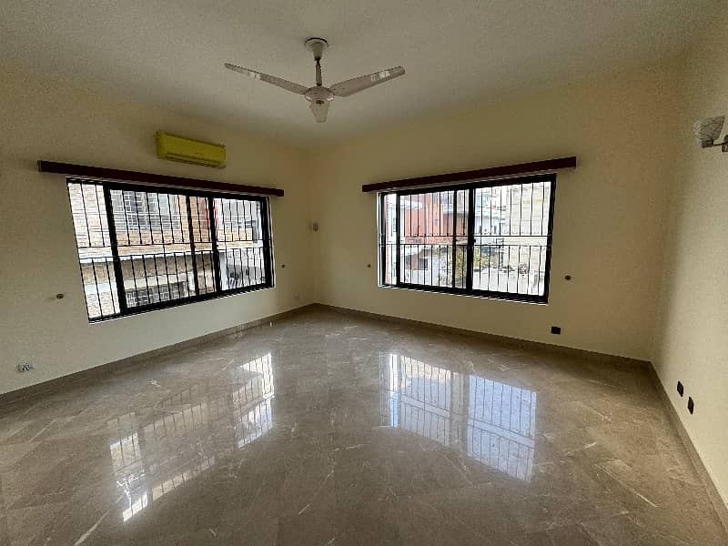 F-7 1 Kanal 4 Bed Rooms House Available For Rent Only Foreigner 3