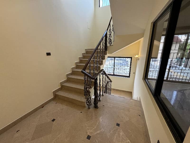 F-7 1 Kanal 4 Bed Rooms House Available For Rent Only Foreigner 9