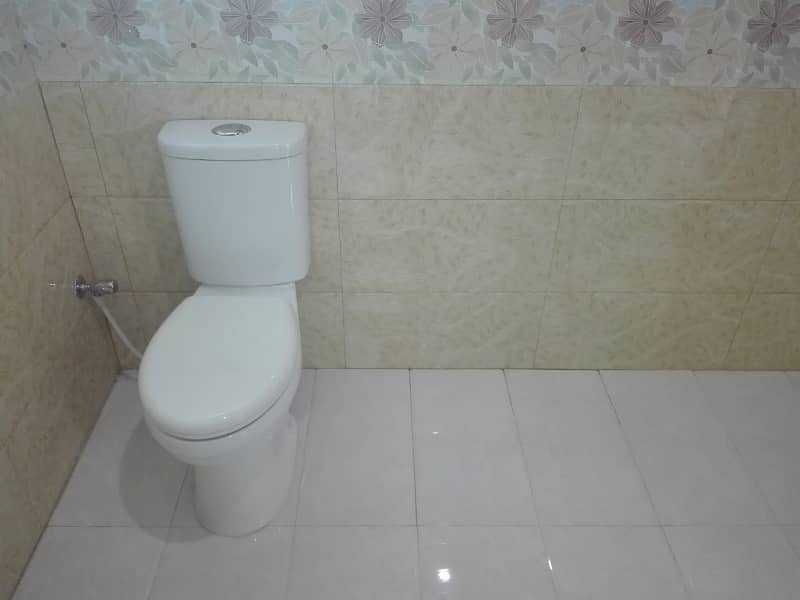 Spacious Prime Location House Is Available In Gulraiz Housing Society Phase 2 For sale 2