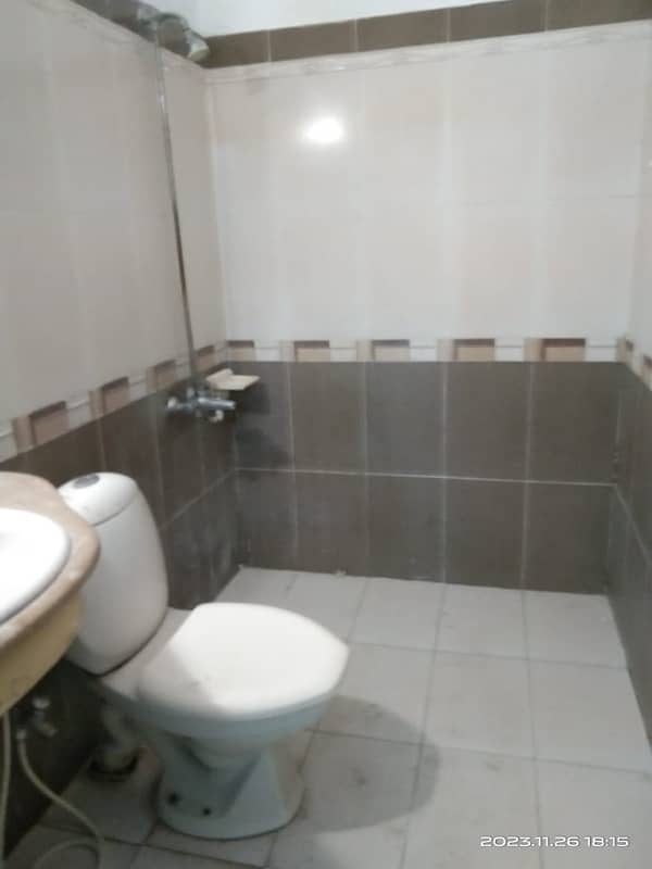 Upper Portion With Servant Available For Rent Very Near To Park 10