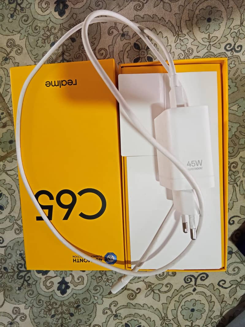 Realme. C65 Only use for 1 month 1