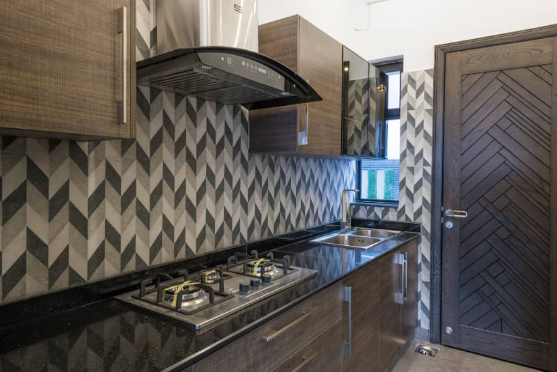 Eyes Catching 1 Kanal Modern Design Top Notched Lxuury House For Sale in Phase 7 10