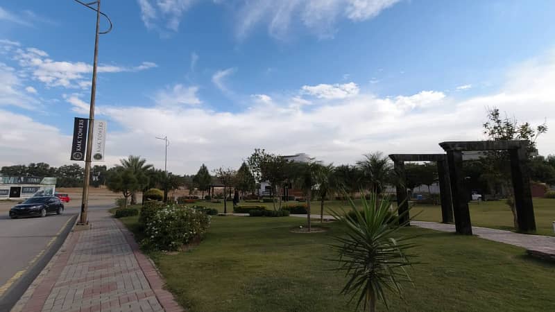 1 Kanal ( 50*90 in Block C ). Residential Plot Available. For Sale in Top City 1 Islamabad. 4