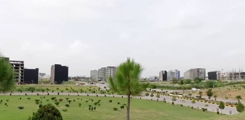 1 Kanal ( 50*90 in Block C ). Residential Plot Available. For Sale in Top City 1 Islamabad. 10