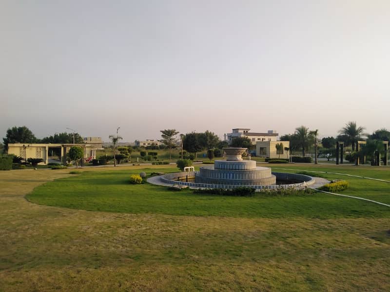 1 Kanal ( 50*90 in Block C ). Residential Plot Available. For Sale in Top City 1 Islamabad. 19