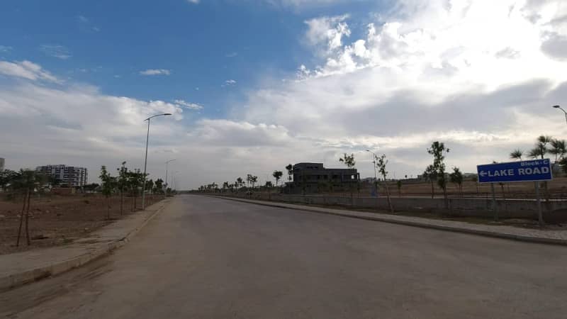 1 Kanal ( 50*90 in Block C ). Residential Plot Available. For Sale in Top City 1 Islamabad. 24