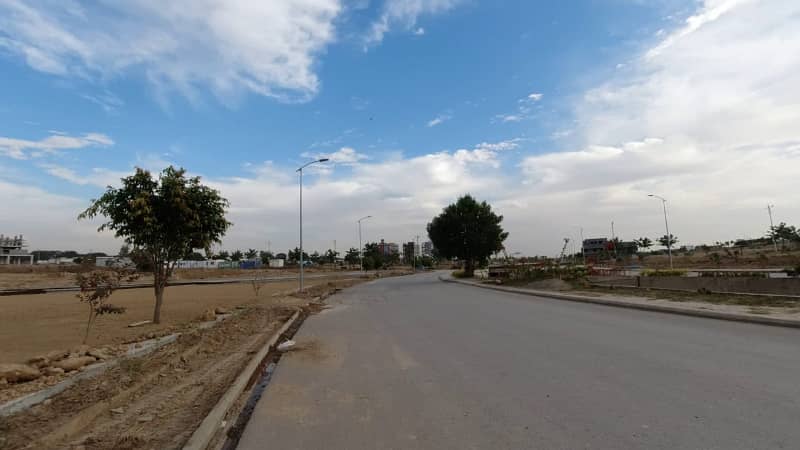 1 Kanal ( 50*90 in Block C ). Residential Plot Available. For Sale in Top City 1 Islamabad. 36