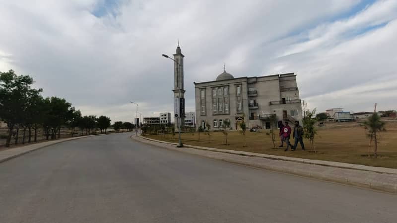 1 Kanal ( 50*90 in Block C ). Residential Plot Available. For Sale in Top City 1 Islamabad. 38