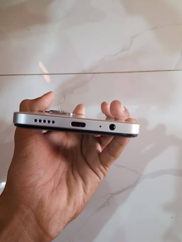 Vivo y19s 6/128 1