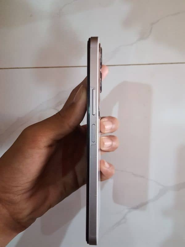 Vivo y19s 6/128 3