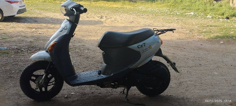 SUZUKI LETS 4 AUTOMATIC LADIES SCOOTY| 2012 Model | TOTAL GENUINE 2