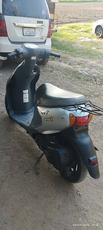 SUZUKI LETS 4 AUTOMATIC LADIES SCOOTY| 2012 Model | TOTAL GENUINE 3