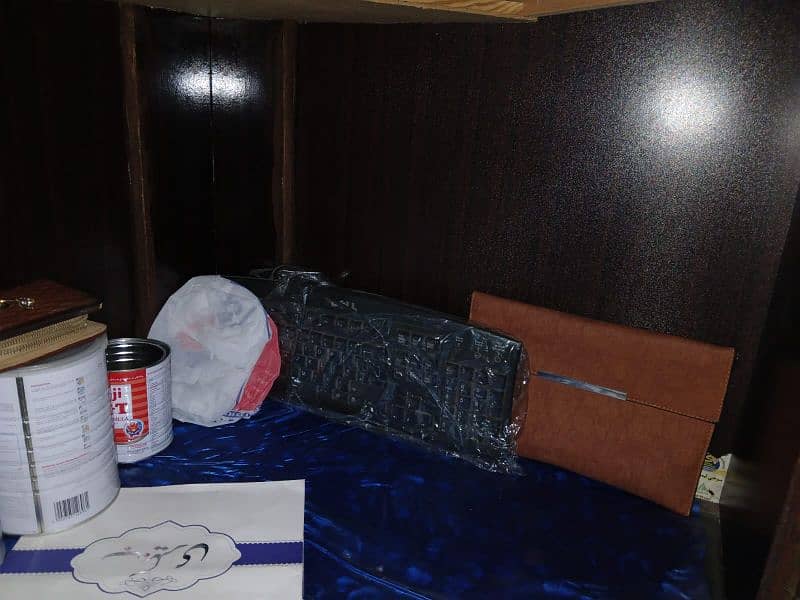 Corner TV Trolley with Drawer and Cabinet – Good Condition (8/10) 2