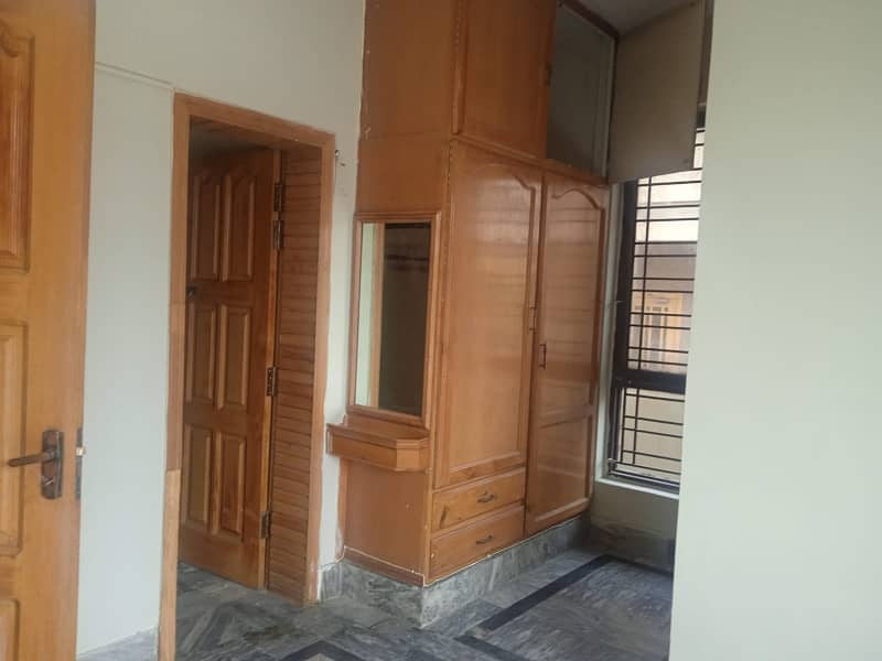 500 Square Yards Upper Portion Is Available For rent 13