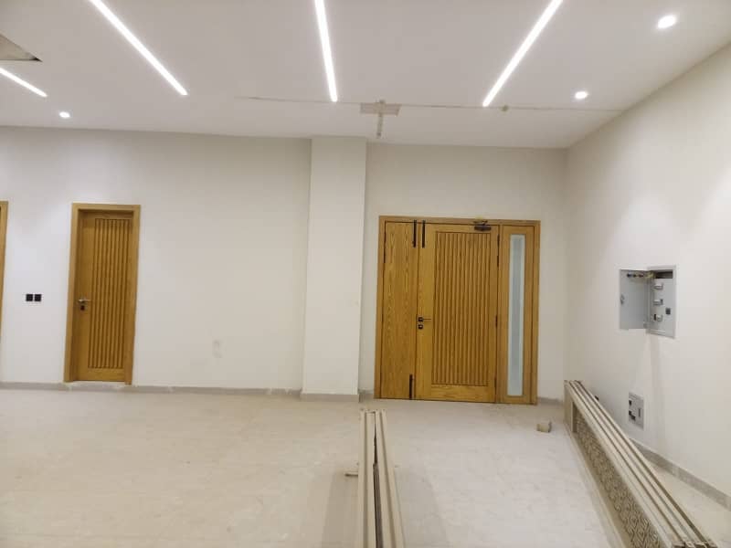 Ideal 2000 Square Feet Office Has Landed On Market In I-9 0