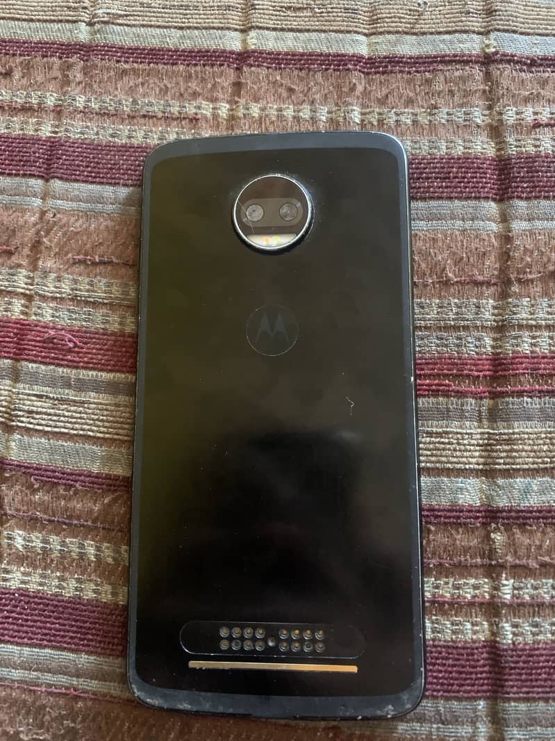 Moto z2 force board 1