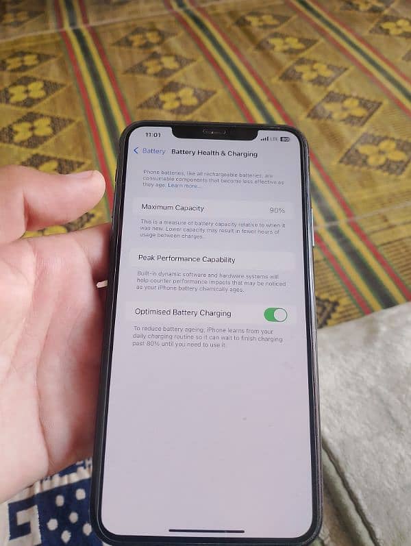 iphone 11 pro max ( Non pta ) e sim working best for used a1 condition 11