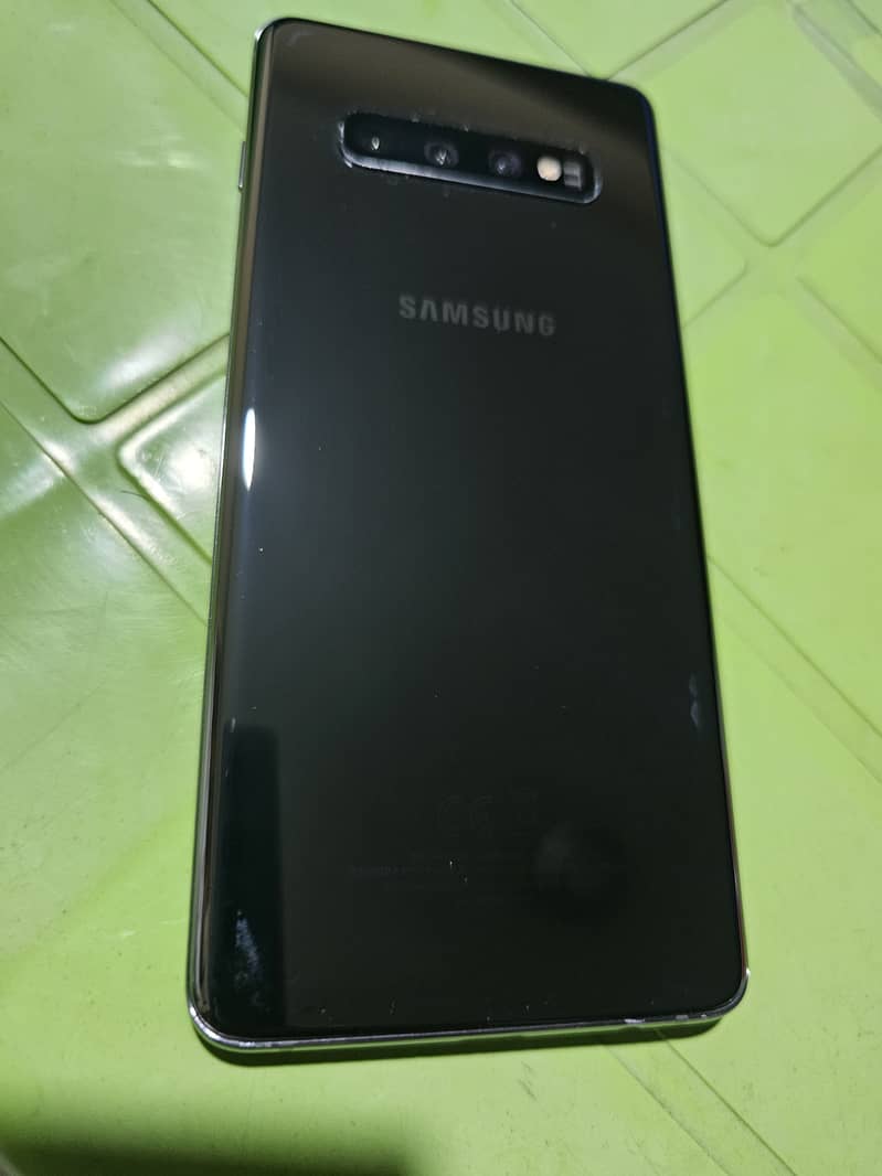 Samsung Mobile S10 Plus 1