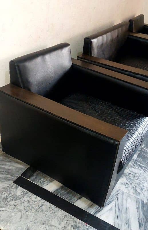 4 Seater Sofa set 0