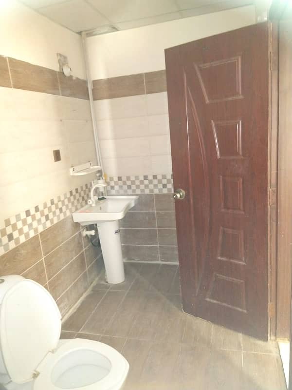 Get Your Dream Prime Location Flat In Scheme 33 Scheme 33 10
