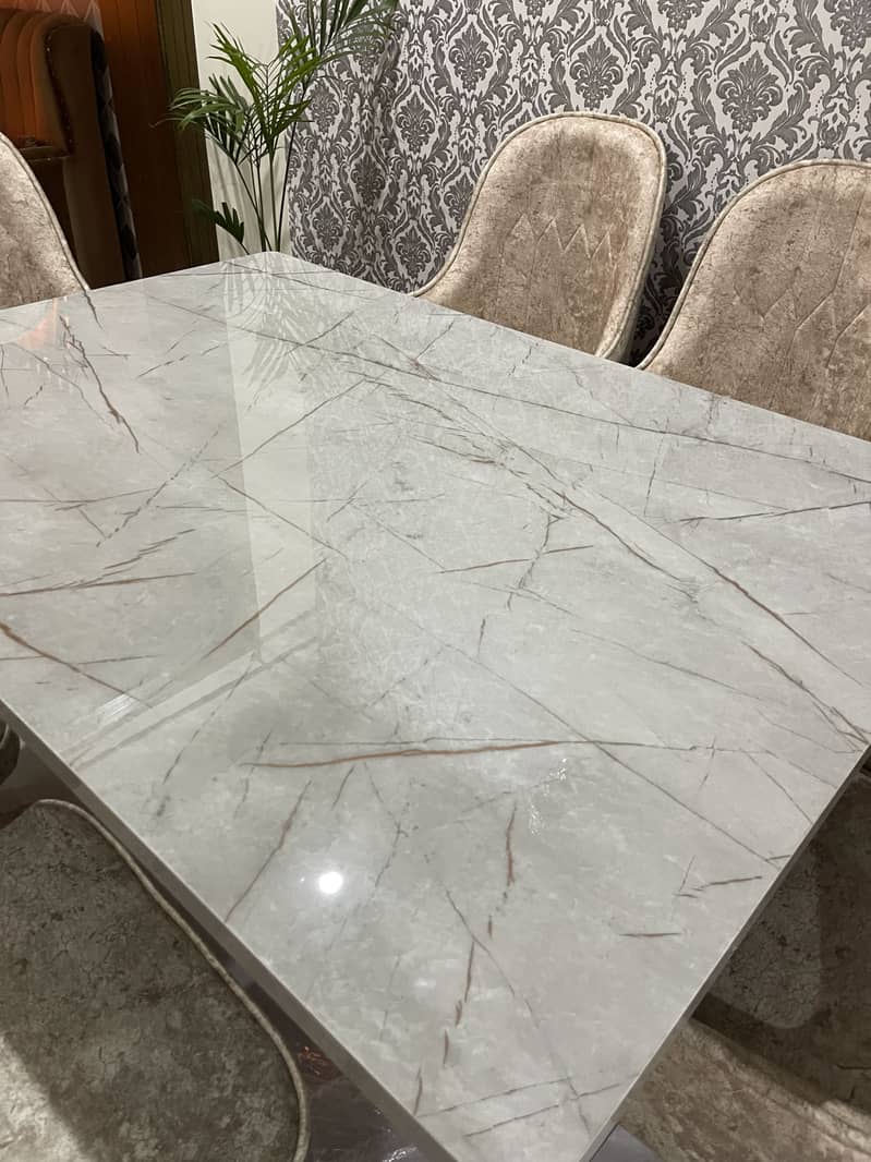 Dining table new 6 seater 2