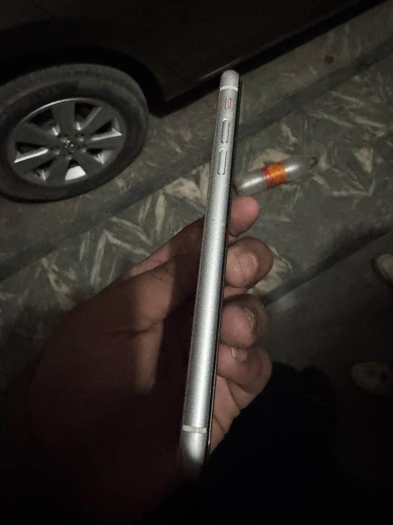iphone xr pta approved 0