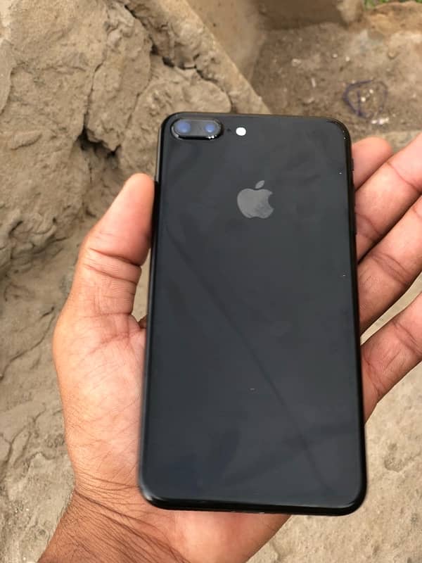 iPhone 7 Plus 1