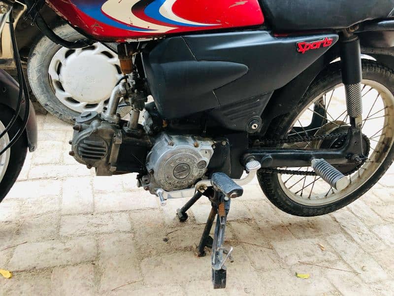 YAMHA JUNNON 100CC 3