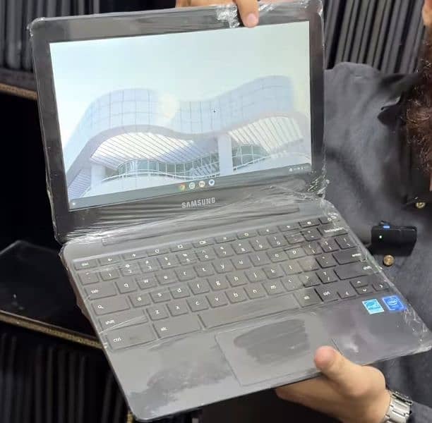 CHROME BOOK WINDOWS 10 0