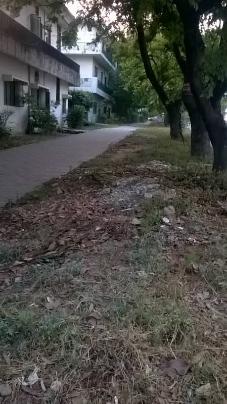 D12/2 40x80 plot for sale 0