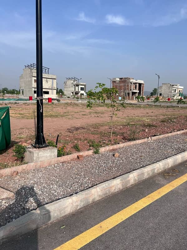 Sector I 5 Marla Possession Utility Not Paid Open Forum Boulevard Paid Solid Land Investors Price Plot For Sale 2
