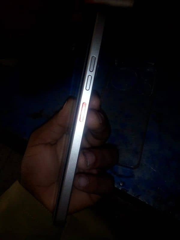 zte company condition 10/10 1 wheek used koi fault nahi ha full box ch 5