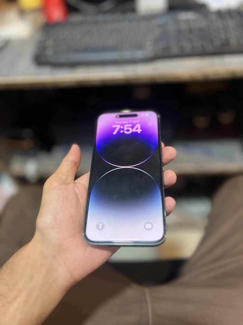 iphone 14 pro max jv 4