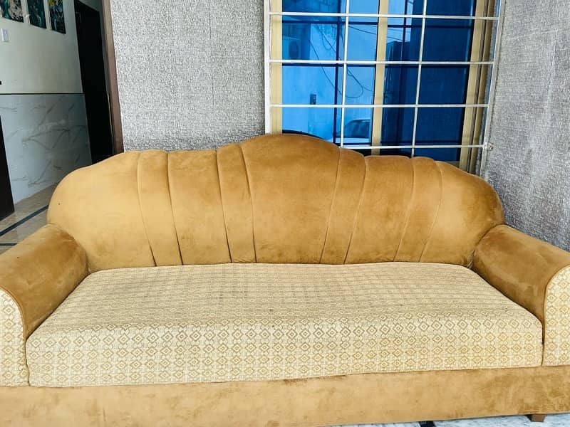 only 5 months used(5 sitter sofa set) 2