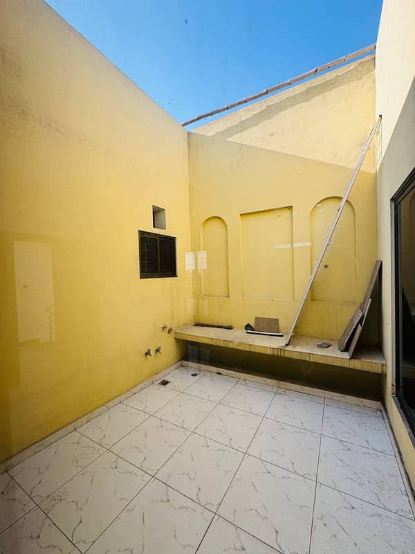 10 Marla Pair House Available for Sale in FF-Block 11