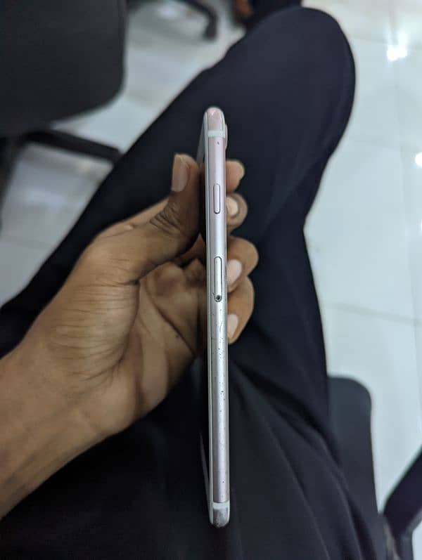 iPhone 7 Plus 128GB PTA Approved 3