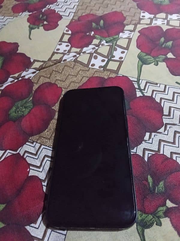 Iphone 13 128 Gb(4 month sim work karegi) (jv) (Battery 89) (All Okk) 3