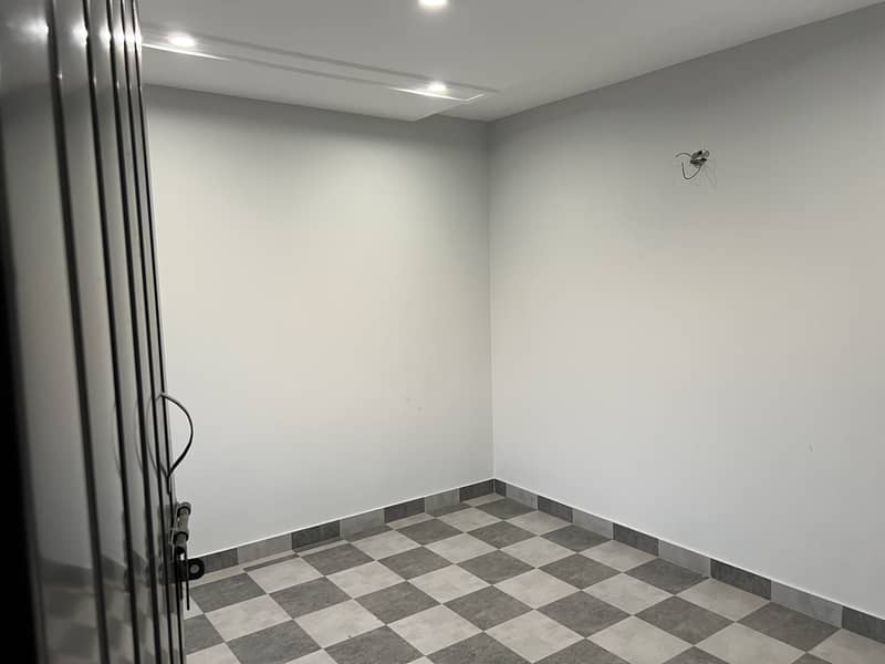 A Block Beautiful 10 Marla Straight Line House For Sale In Central Park With Solar Panels 5
