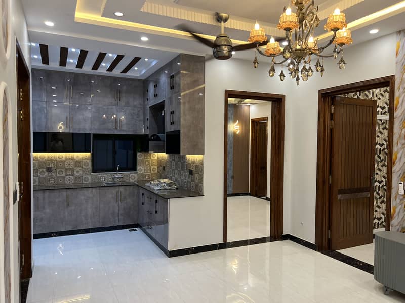 A Block Beautiful 10 Marla Straight Line House For Sale In Central Park With Solar Panels 28