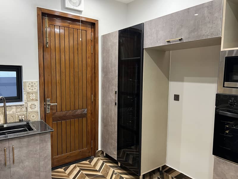 A Block Beautiful 10 Marla Straight Line House For Sale In Central Park With Solar Panels 32