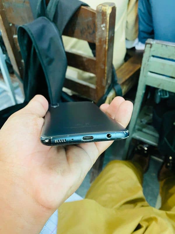 Samsung A70 3