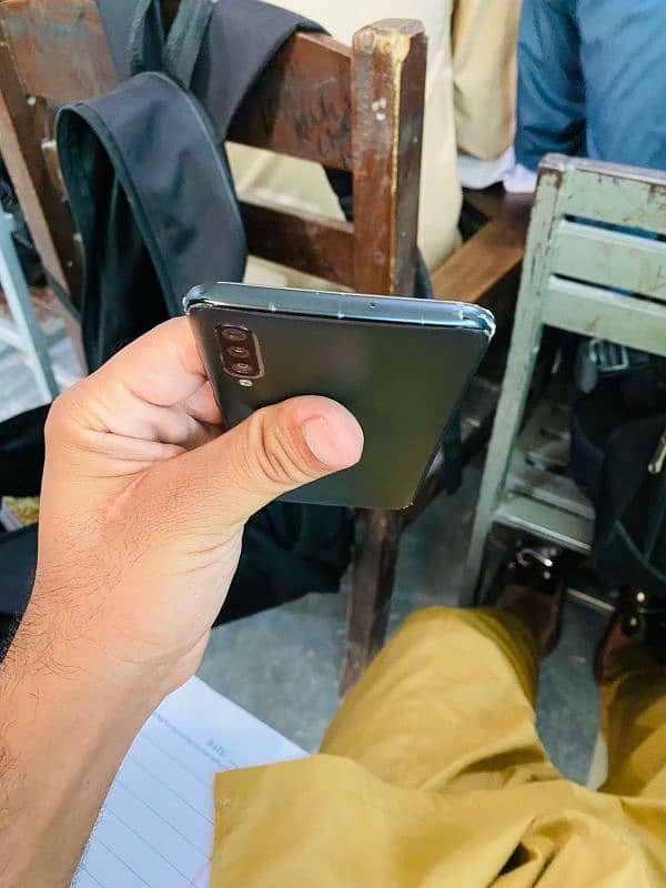 Samsung A70 5