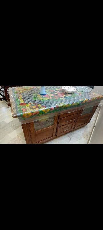 table with storage space 1
